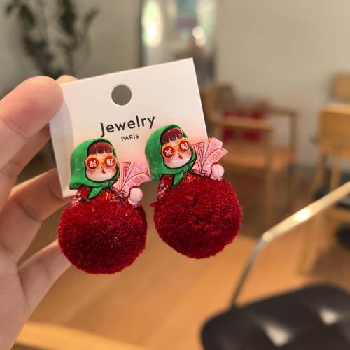 沐琪手作萌趣暴富女孩复古东北大花耳钉秋冬毛球耳环耳夹