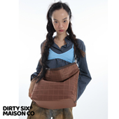 DirtySix 尼龙大容量单肩斜挎包 绣格设计 2025AW 尼尼大兜