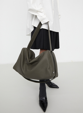 DirtySix/原创 岩武奶酪 大容量柔柔软软 单肩斜挎包