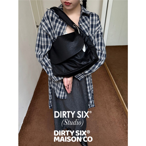 DirtySix原创扭扭包夹棉单肩包