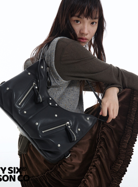 DirtySix 原创 贝拉斯拉夫 机车铆钉 软牛皮 单肩斜挎hobo包