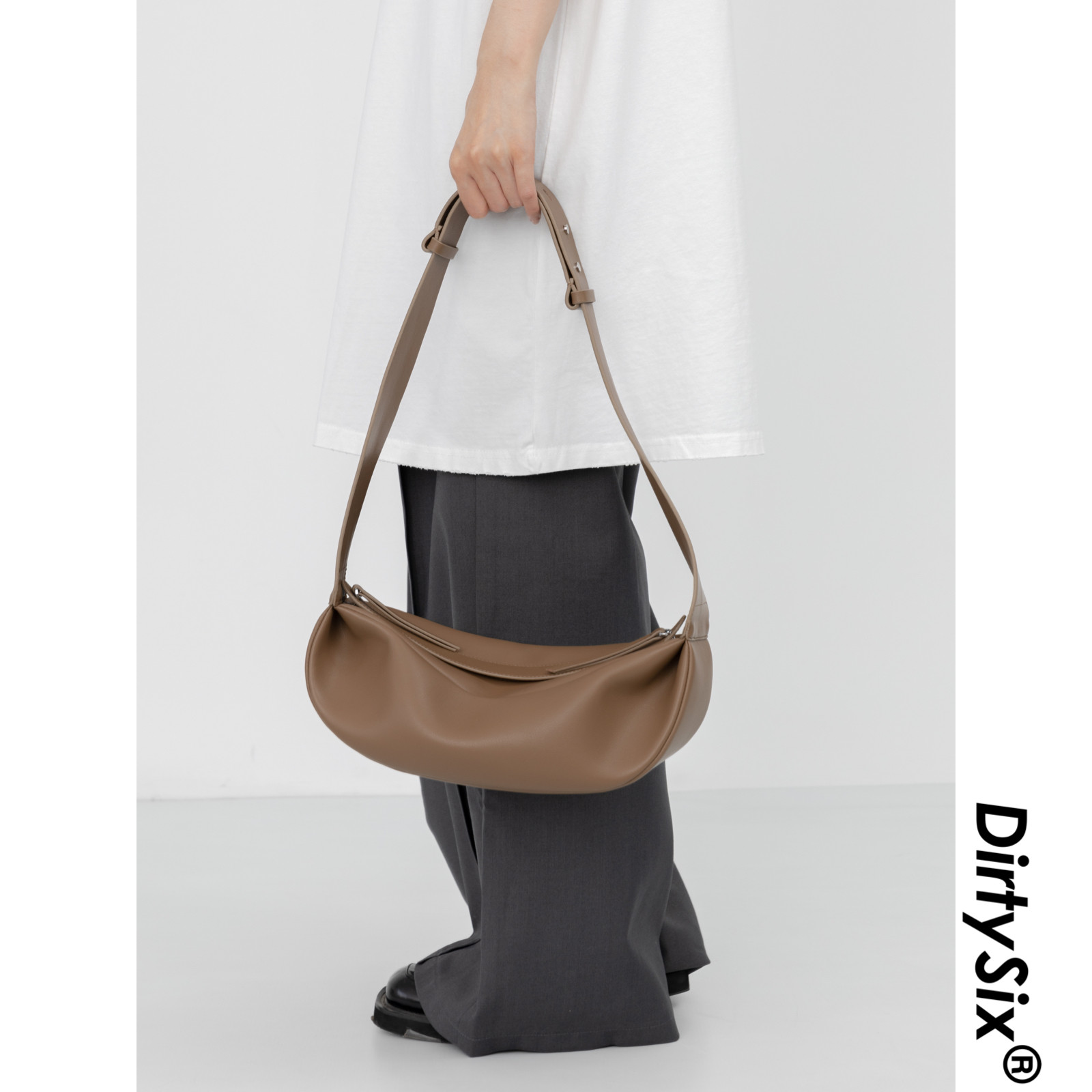 dirtysix 61原创 摩卡比司吉 简约牛皮 半月包单肩斜挎包