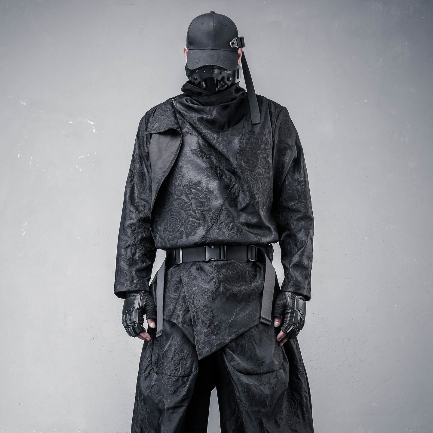 山本风暗黑不规则设计风衣道袍男