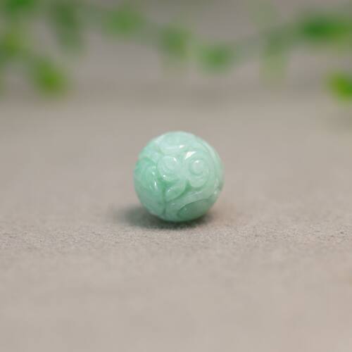 天然A货翡翠团寿龙纹雕花珠子