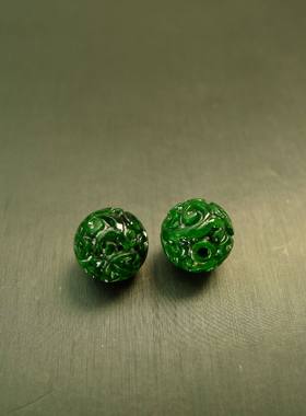 #J576一对满色辣绿缅甸天然A货翡翠团寿龙纹雕花珠子10MM圆珠顶珠
