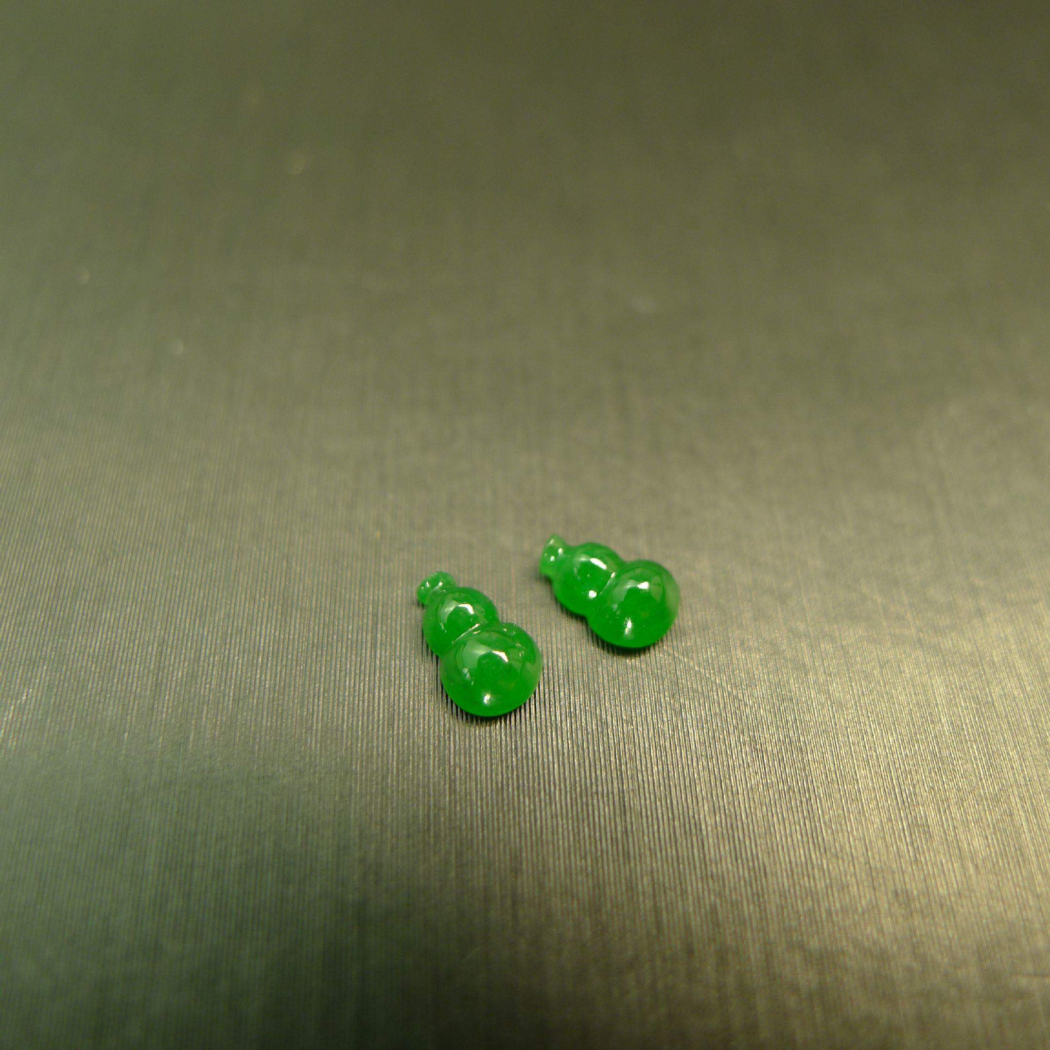 #K298冰种满绿缅甸天然A货翡翠葫芦戒面