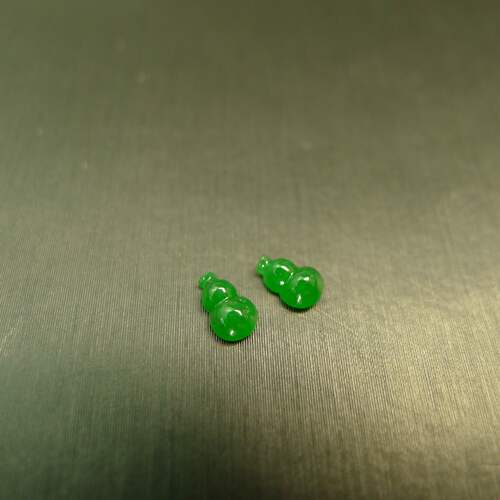 缅甸天然A货翡翠葫芦戒面