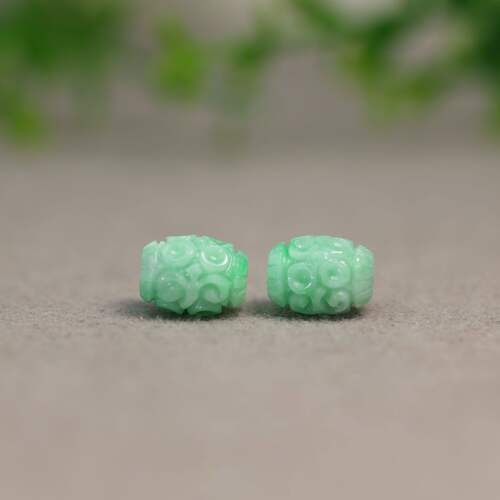翡翠雕花路路通桶珠转运珠