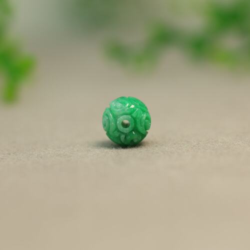阳绿缅甸天然A货翡翠雕花珠子