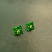 G861 18K金耳针镶嵌满色辣绿天然A货翡翠四叶草耳钉耳饰