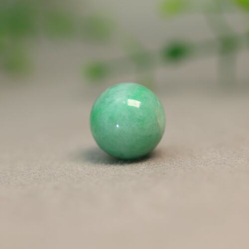 缅甸天然A货翡翠素面圆珠