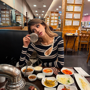 PrettyDragon修身 上衣设计感辣妹镂空显瘦内搭T恤女 复古条纹长袖