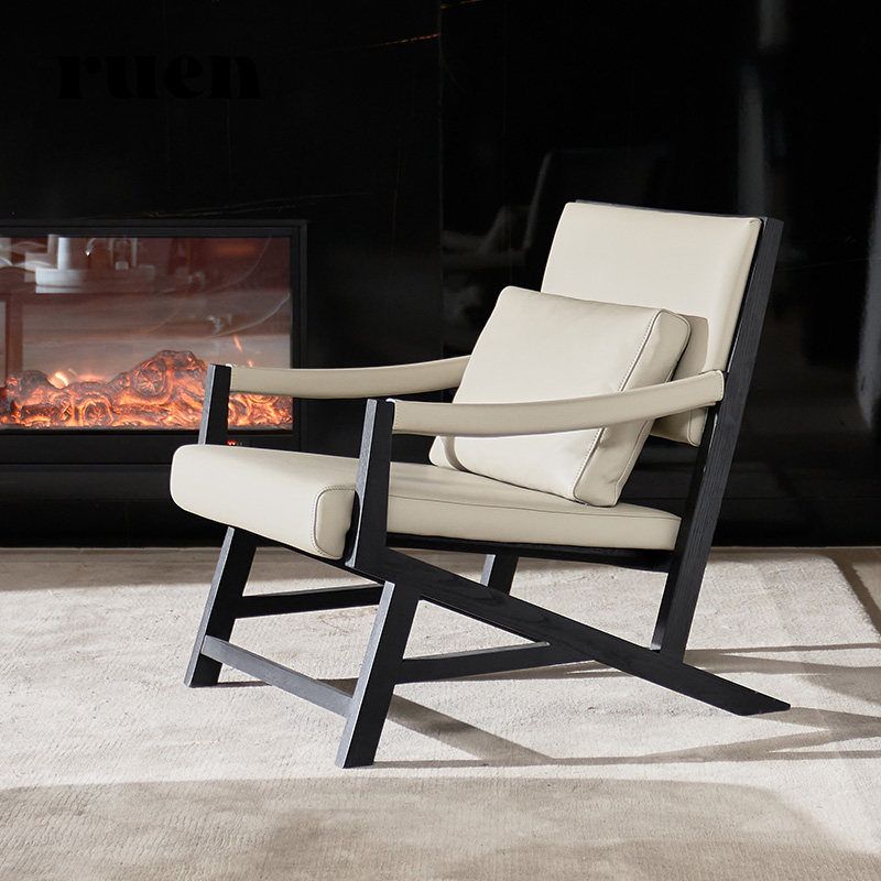 如恩白蜡木意式极简休闲椅