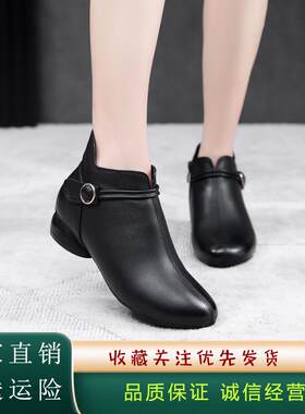 圆头短靴妈妈加绒复古低跟皮鞋