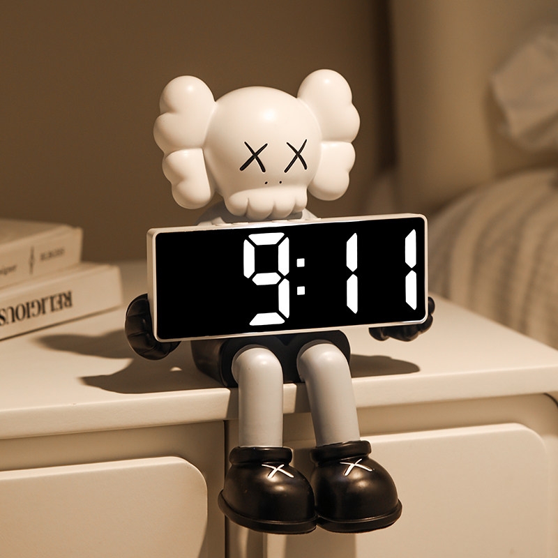 暴力熊时钟轻奢高档摆件客厅桌面电视柜钟表玄关摆放式台式装饰品