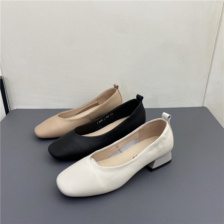 牛皮时尚方头低跟粗跟日常单鞋