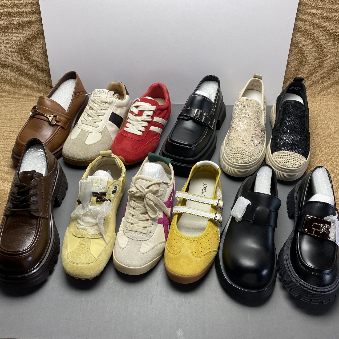 孤品捡漏 2025年新品处理 真皮女鞋德训鞋乐福鞋阿甘鞋 选码挑款,女鞋,德训鞋,淘宝优惠券,粉丝福利购,淘宝优惠卷