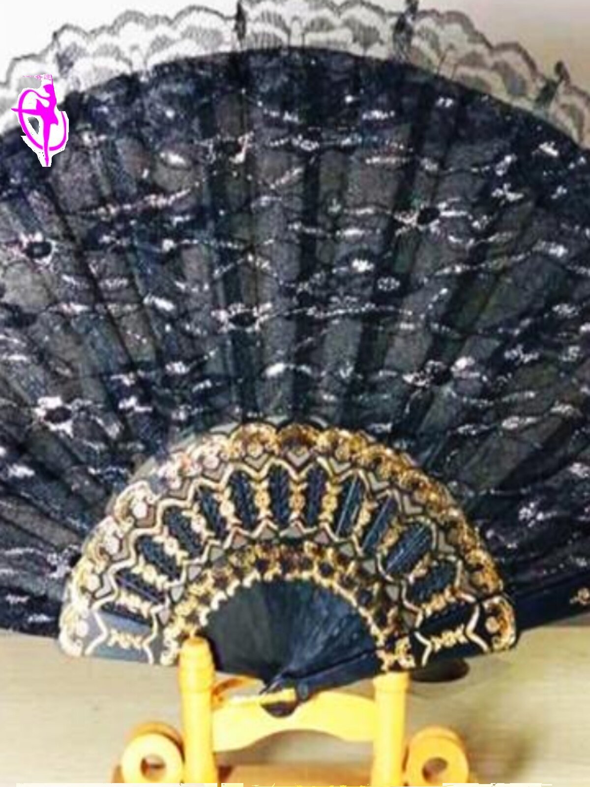 10 무료 배송 어린이 7 인치 작은 날개 CHUN 여성 접는 팬 단면 더블 레이어 흰색 검정색 및 큰 빨간색 레이스 댄스 팬