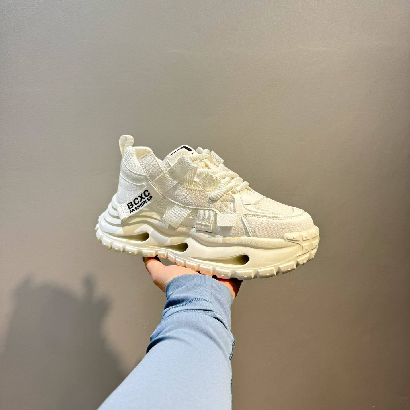 2026新款男鞋真皮老爹鞋厚底增高百搭舒适防臭软底防滑高级感正版