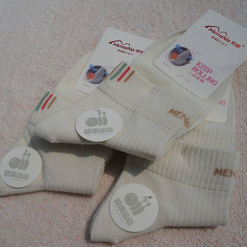 梦娜纯棉运动女袜时尚吸汗防臭防滑女士网眼短筒散步袜子透气