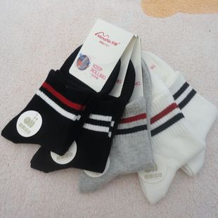 纯棉运动女袜梦娜秋冬新款时尚双杠白色袜子休闲黑色条纹短袜子