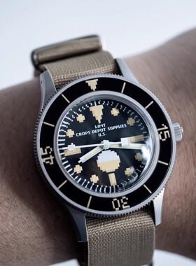 WMT Watch Green Label 系列SW0010P像素马赛克潜水自动机械手表