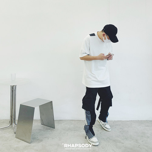 rhapsody字母刺绣肩牌宽松显瘦