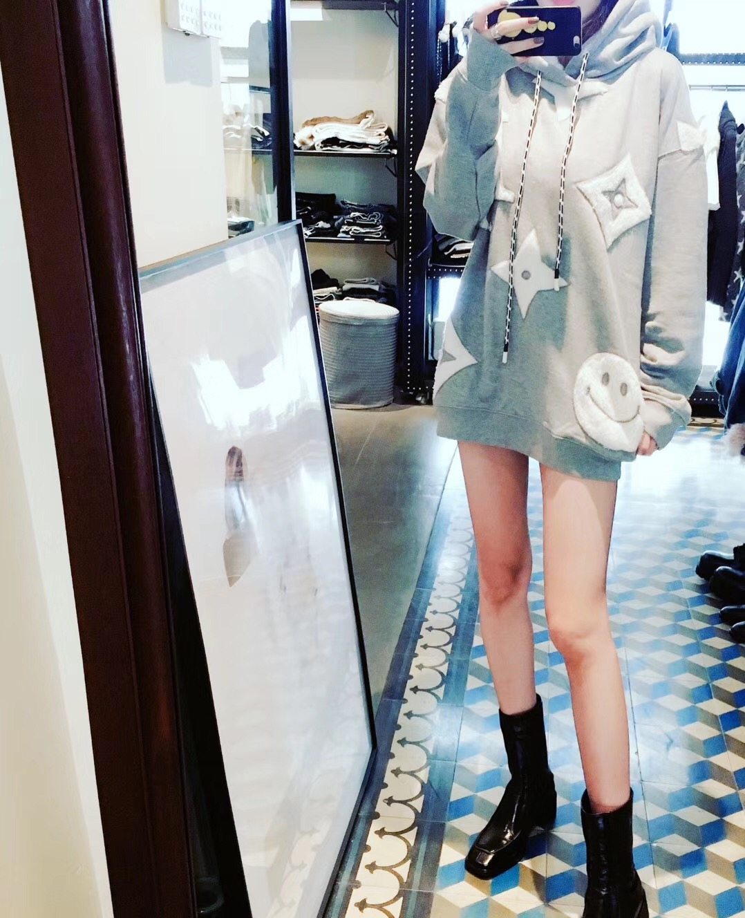 日本恶搞 Hoodie 笑脸老花元素反战破坏植绒加厚内里绒毛卫衣