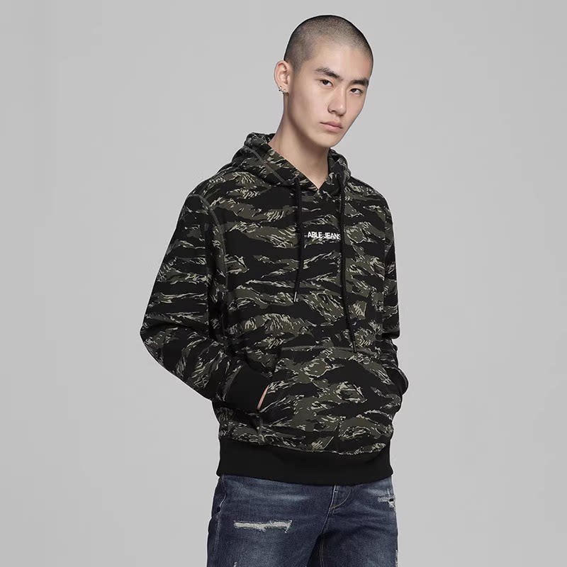 ABLEJEANS休闲套头针织卫衣