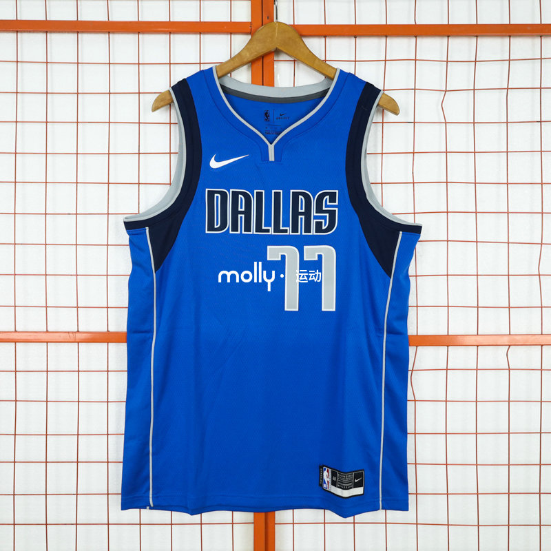 正品耐克NIKE NBA 达拉斯独行侠卢卡东契奇77号SW 球衣CW3662-489 运动/瑜伽/健身/球迷用品 篮球服 原图主图