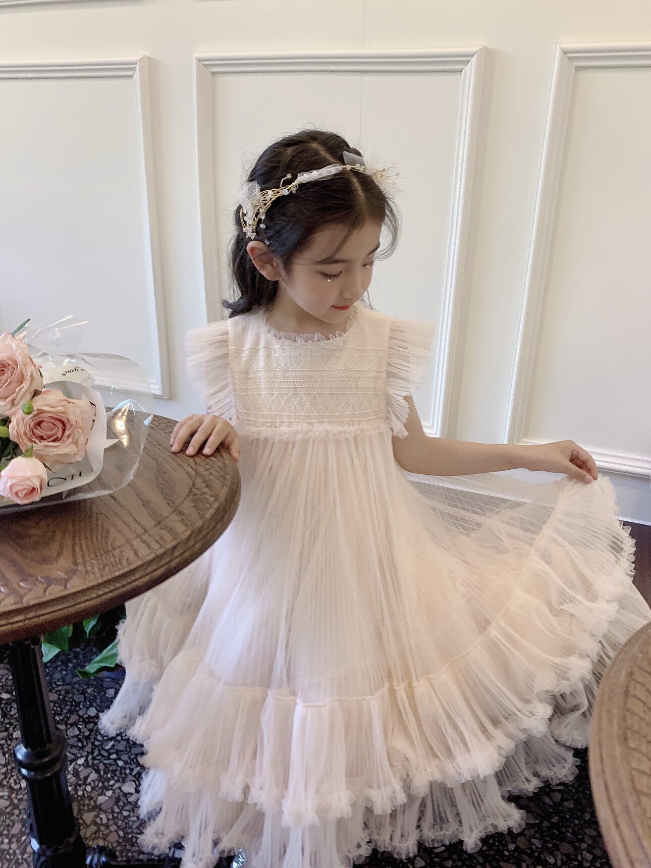 现货春夏女童新款高定仙女纱裙重工打揽定染纱奢华超大裙摆公主裙