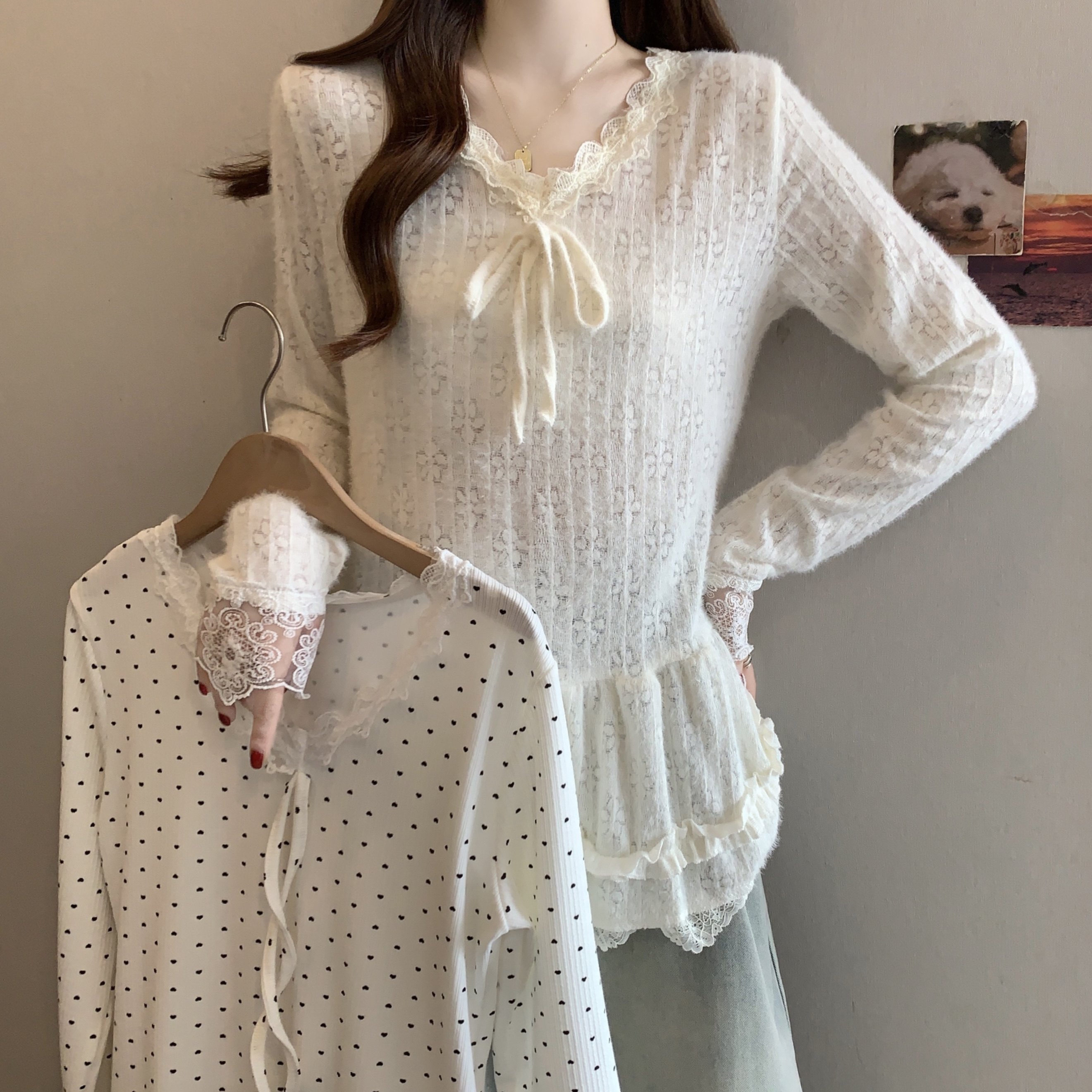 大码女装2025秋冬新款蝴蝶波点蕾丝内搭打底衫胖MM长袖T恤V领上衣,女装/女士精品,大码内搭,淘宝优惠券,粉丝福利购,淘宝优惠卷