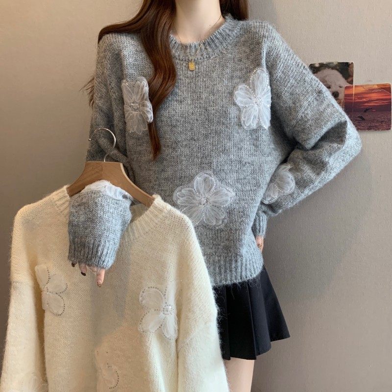 大码女装2025秋冬新款时尚百搭圆领手工立体花长袖套头上衣毛衣潮,女装/女士精品,大码内搭,淘宝优惠券,粉丝福利购,淘宝优惠卷