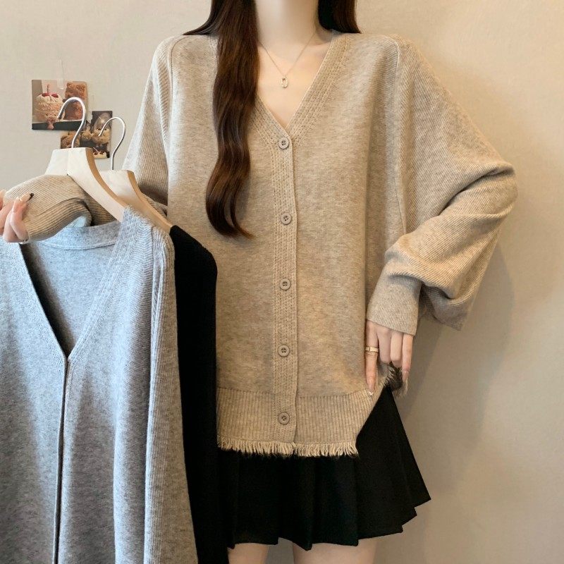 大码女装2025秋季新款V领宽松蝙蝠衫下摆流苏长袖开衫上衣针织衫,女装/女士精品,大码内搭,淘宝优惠券,粉丝福利购,淘宝优惠卷