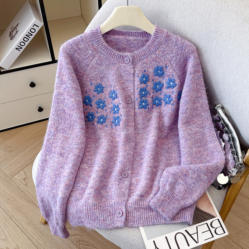 长袖毛衣女秋冬新款宽松叠穿针织开衫排扣外套温柔花朵刺绣上衣潮,女装/女士精品,毛针织衫,淘宝优惠券,粉丝福利购,淘宝优惠卷