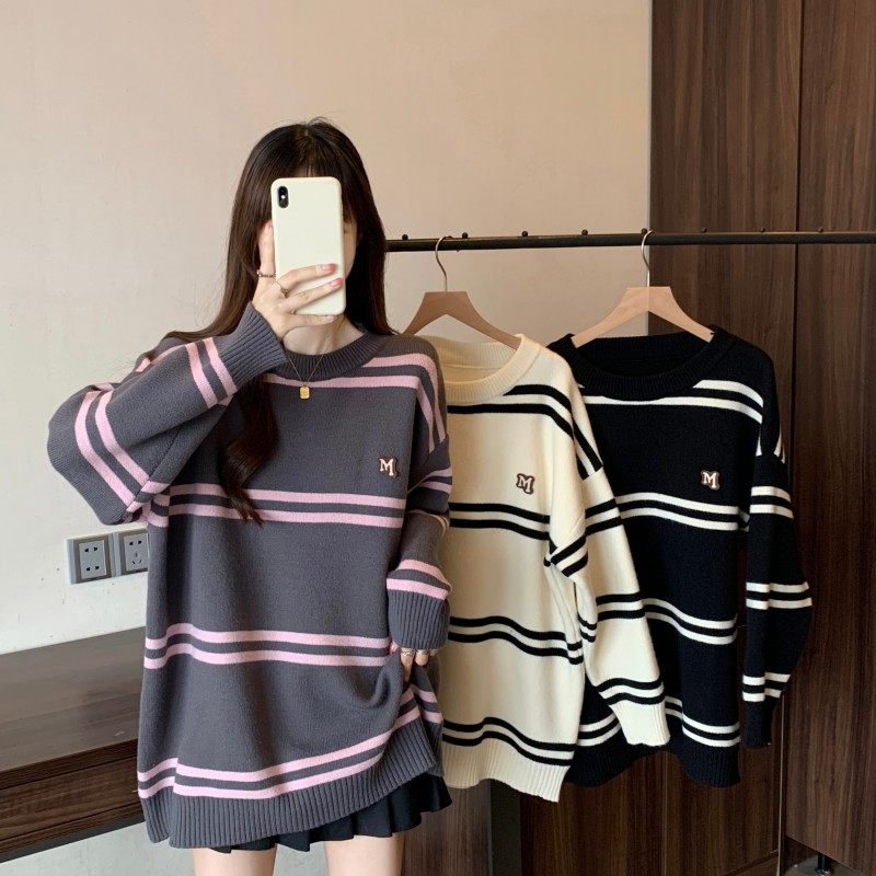 大码女装2025秋冬新款圆领M字母撞色条纹宽松长袖套头上衣毛衣潮,女装/女士精品,大码内搭,淘宝优惠券,粉丝福利购,淘宝优惠卷