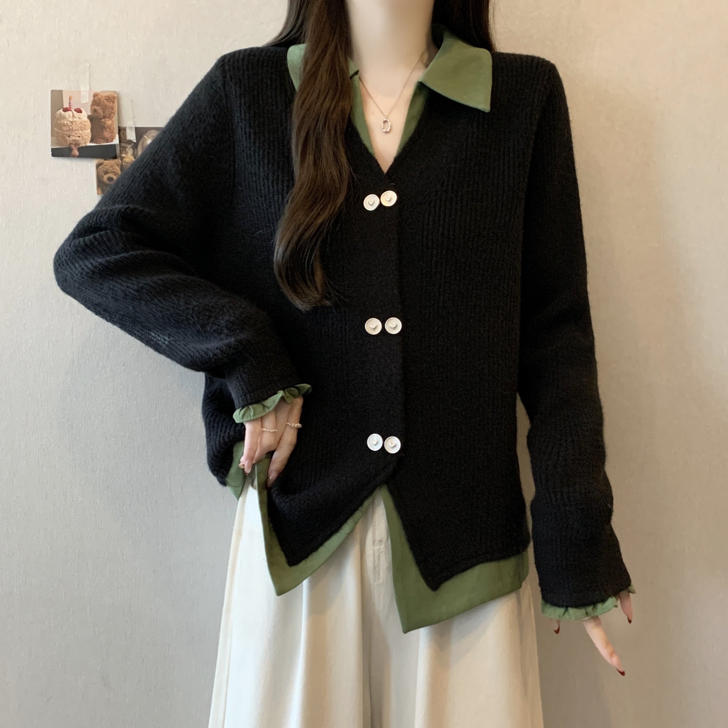 大码女装2025秋冬新款V领外穿毛衣胖MM设计感假两件撞色针织开衫,女装/女士精品,大码内搭,淘宝优惠券,粉丝福利购,淘宝优惠卷