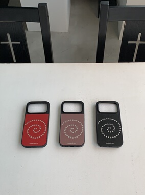 ouchtv原创设计可爱简约漩涡镜面切割pc材质磁吸手机壳iphone17promax