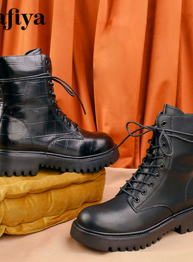 Safiya/索菲娅冬季增高厚底马丁靴前系带圆头短靴女SF24116028