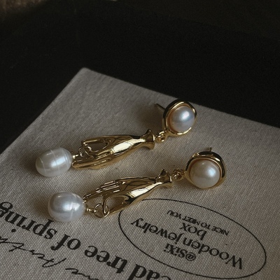 OK啦中古风法式珍珠立体流苏耳环