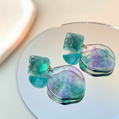 如烟极光感蓝彩波浪片耳环圆片透明几何耳夹日韩新款 春夏亚克力