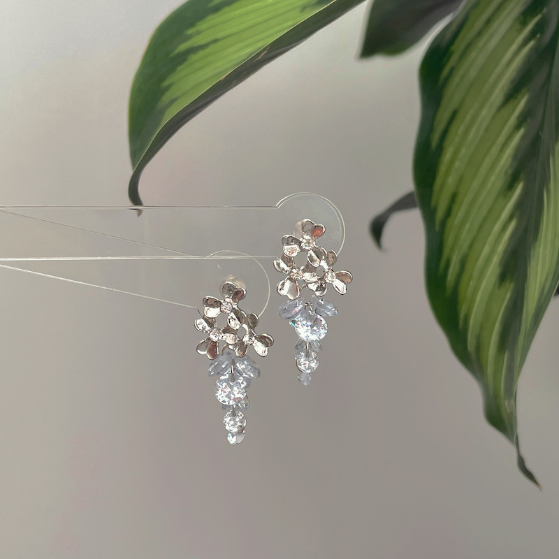 夏季葡萄串清凉透白水晶流苏耳环