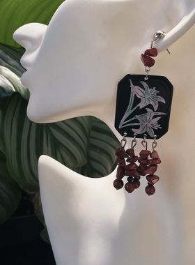 红色珊瑚石国风新中式耳环印花鸢尾花朵耳钉方形几何设计黑色树脂
