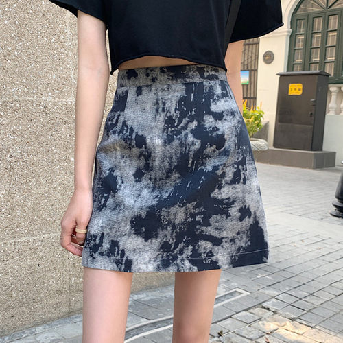 小众胖mm印花复古风防走光包臀裙