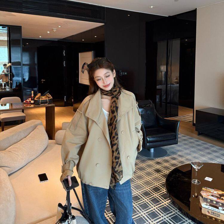 高级气质翻领风衣外套女秋季立领短款美拉德卡其色小个子宽松上衣