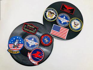 美利堅洋行獨家捍衛戰士TOP GUN 35週年劇場版27P連身服紀念套章