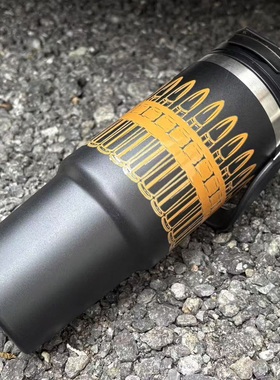 美利坚洋行独家子弹链不锈钢冰霸杯汽车真空杯 带吸管保冰杯890ml