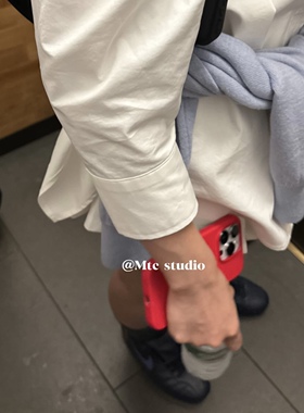 ins博主同款秋冬复古液态硅胶中国红本命年正红色适用iphone16promax/15pro苹果14/13/12手机壳保护套新年软