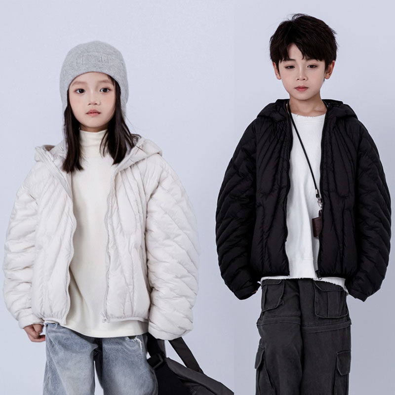 蝙蝠袖短款轻薄羽绒服男女童