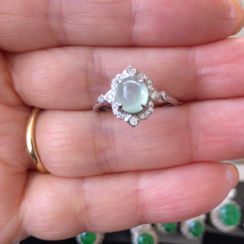 缅甸天然翡翠戒指银托